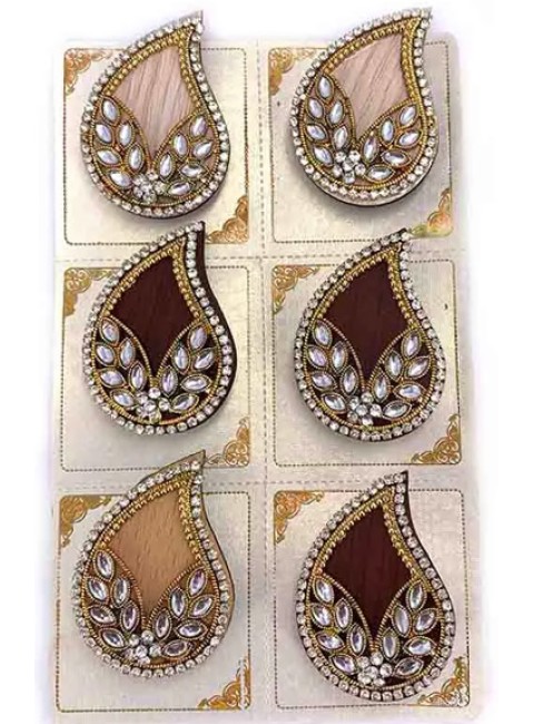 Brooch/Sareepin